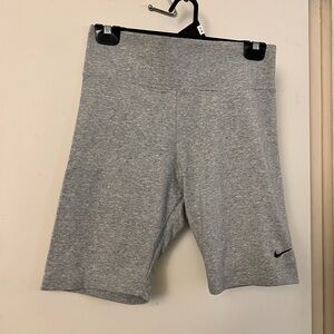 Nike stretch pants size medium
